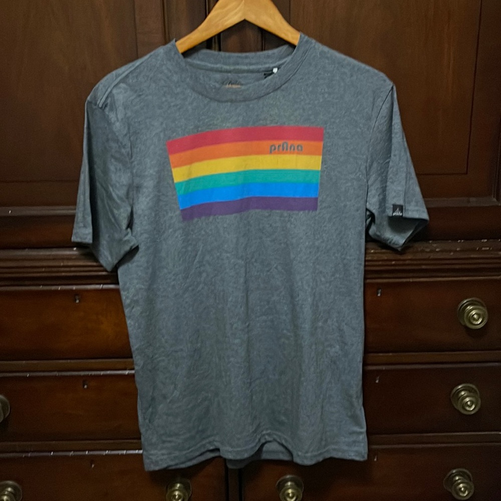 Prana Men’s Medium Pride Tee